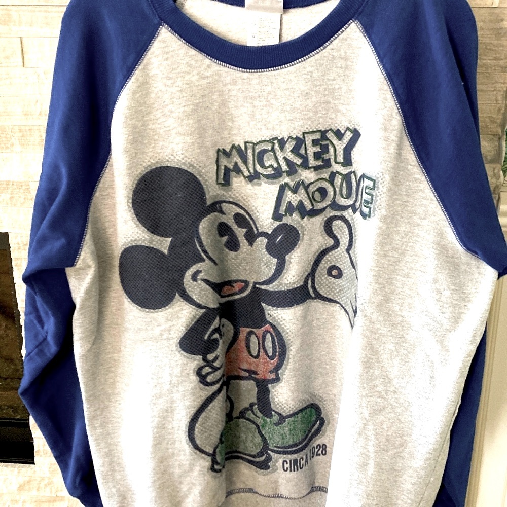 Disney Store Mickey Mouse Big Logo Circa 1928 Sweatshirt Large Vintage Y2K 90’s